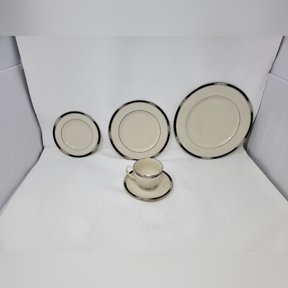 Lenox Presidential Collection, Hancock Platinum, Set of 5 pieces, made in USA